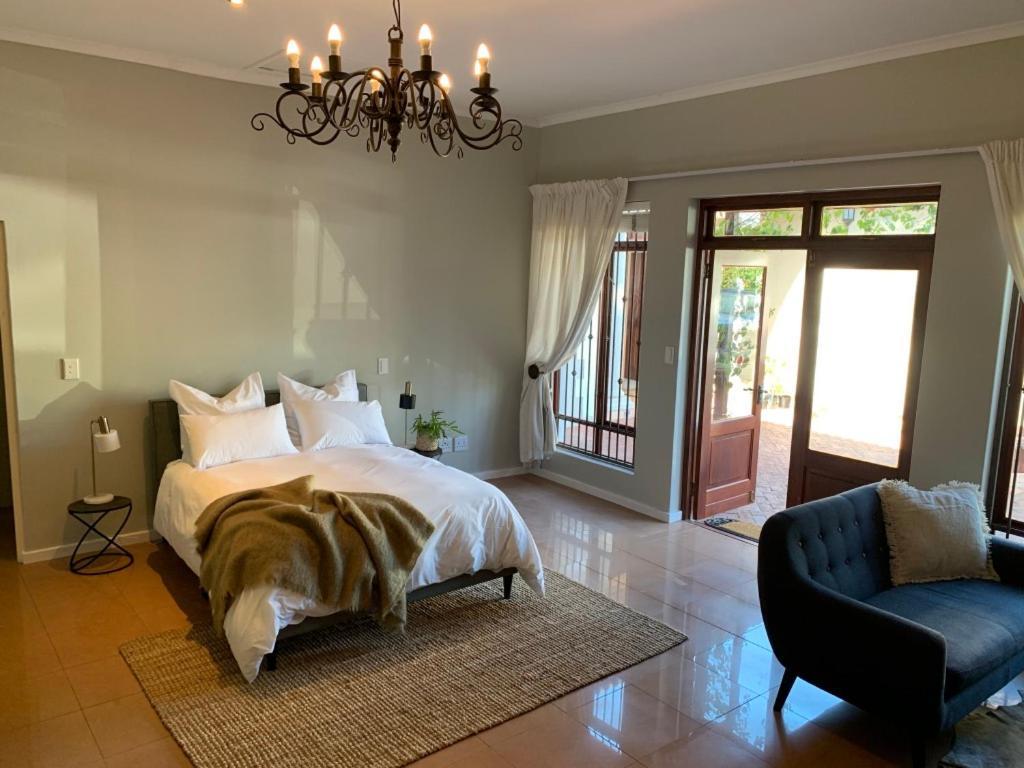 Heart Of Constantia - Solar Powered * Cape Town